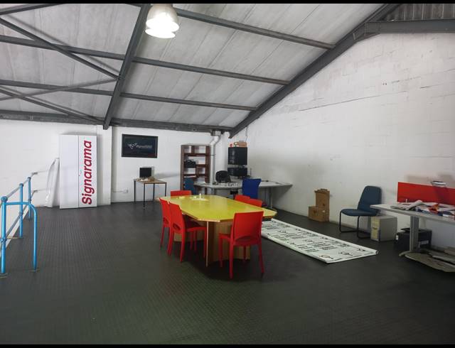 269M² WAREHOUSE RENTED IN MAITLAND